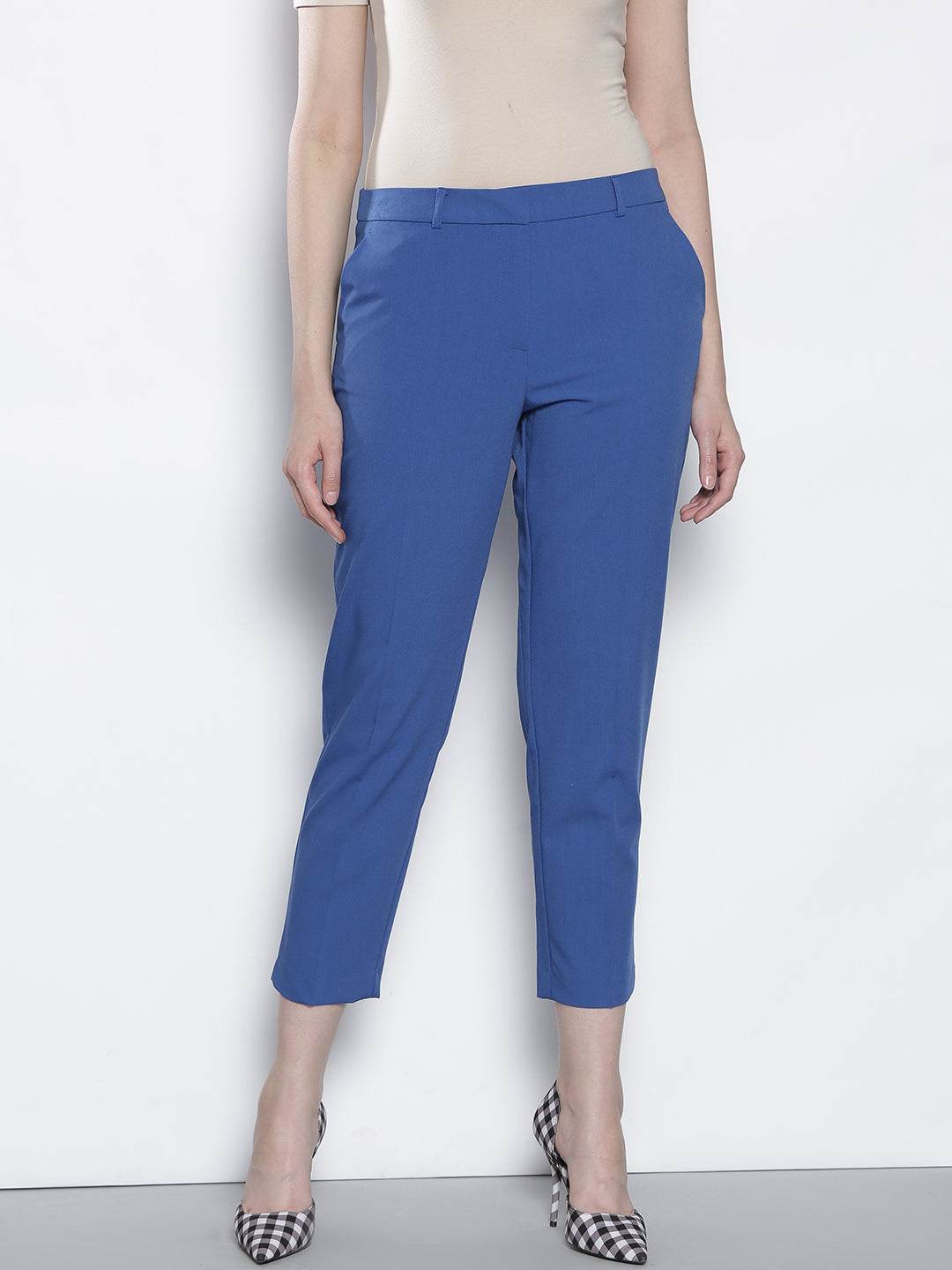 Blue Regular Fit Solid Cropped Trousers